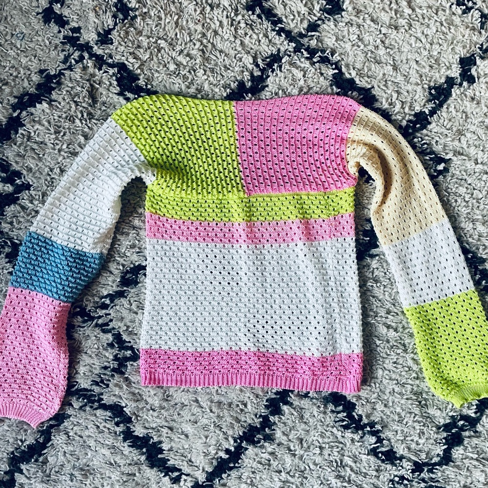 Crochet Color-block Sweater - Picture 3 of 4